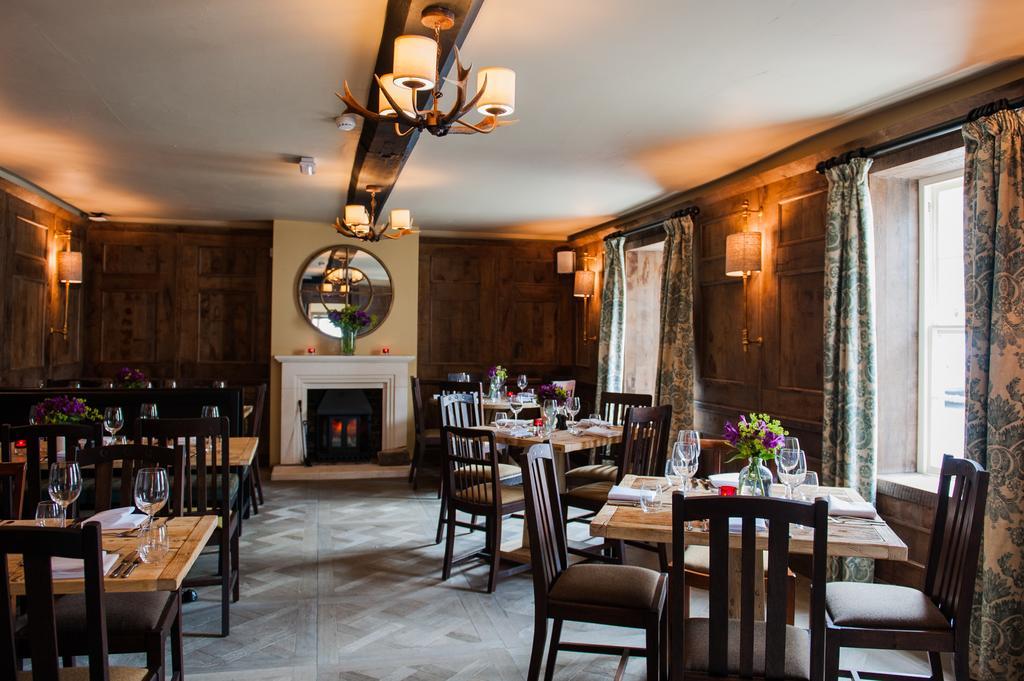 The White Hart, Gasthof 4*